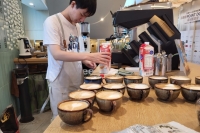 P (4) (相簿)